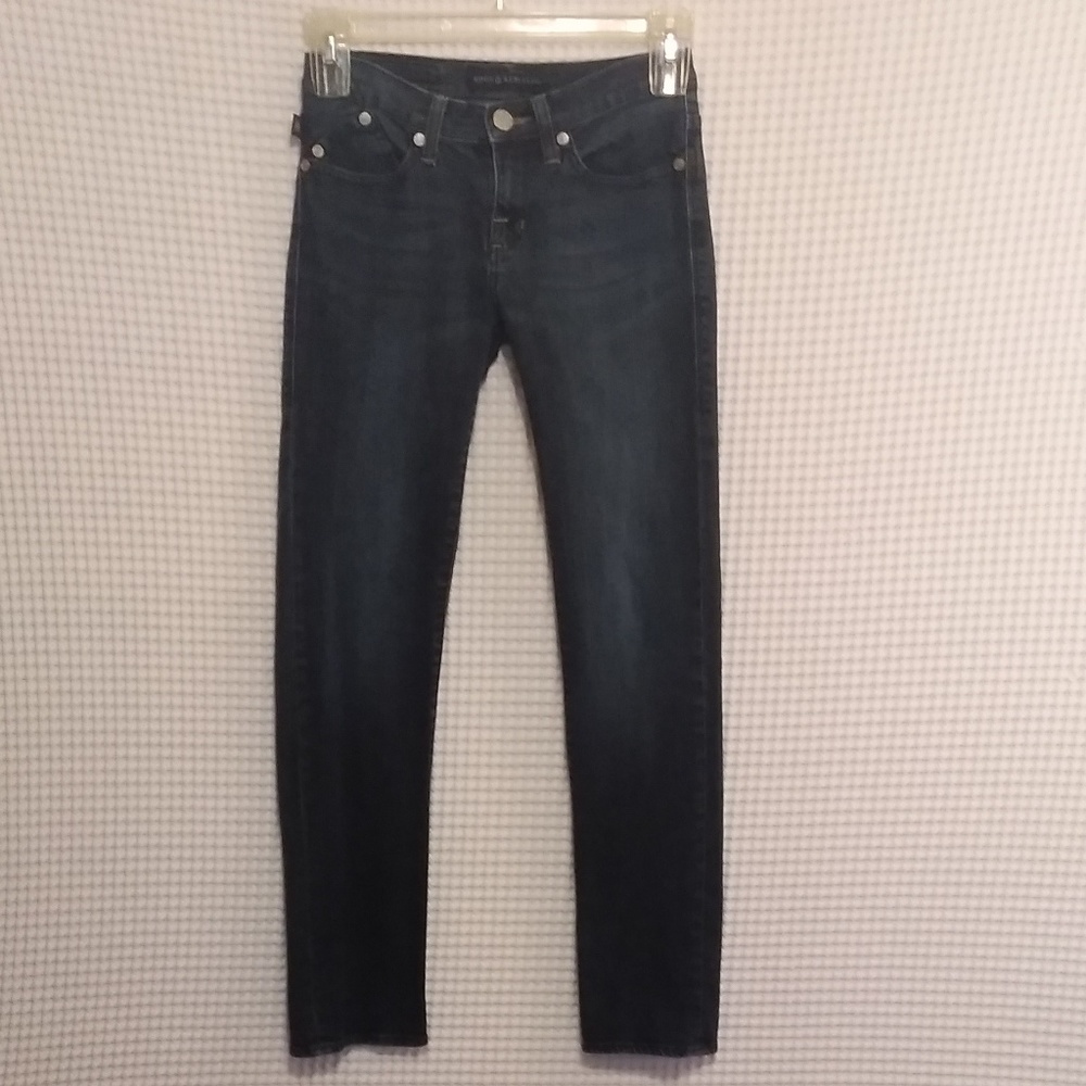 ROCK & REPUBLIC BERLIN MID WASH STRETCH JEANS